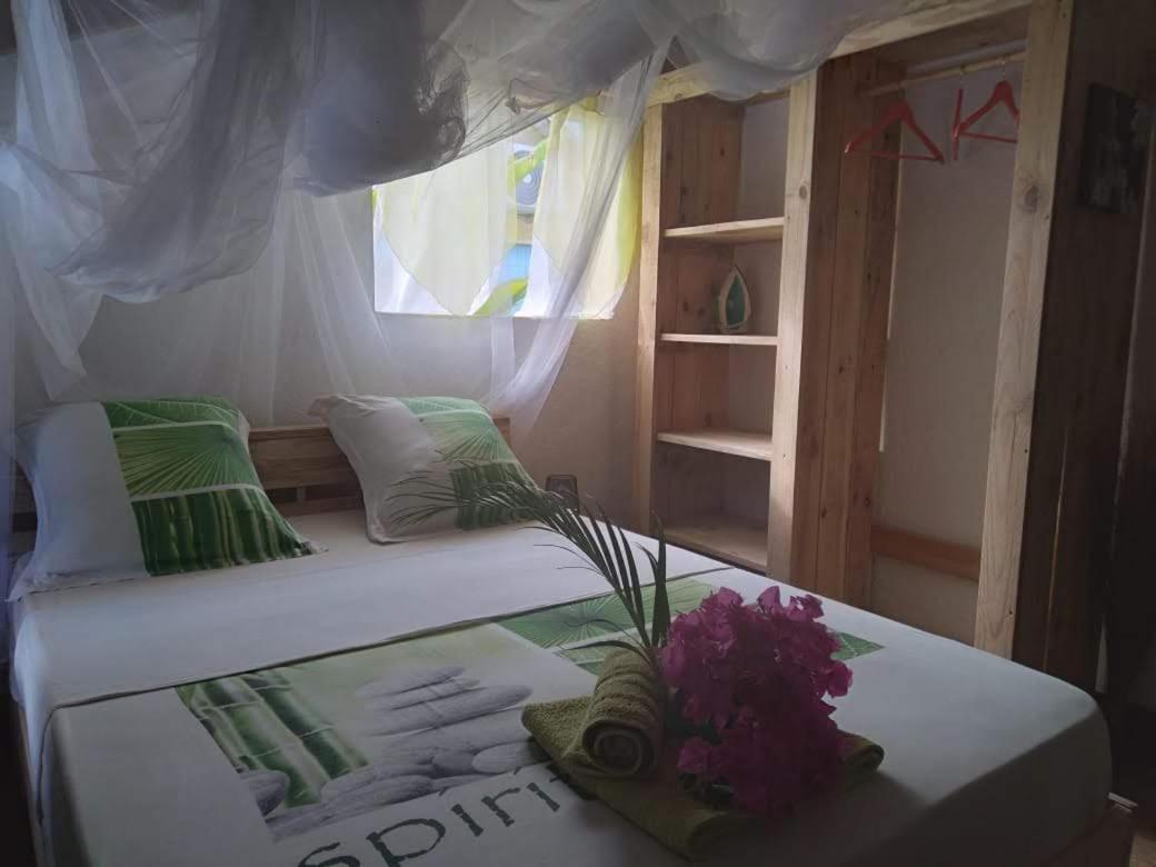 Kaz Creole Aventure Tropicale Insolite, Fibre, Jardin Et Jacuzzi Prives Saint-Francois  Exterior foto